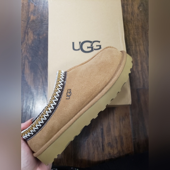 UGG Shoes - UGG Tasman
